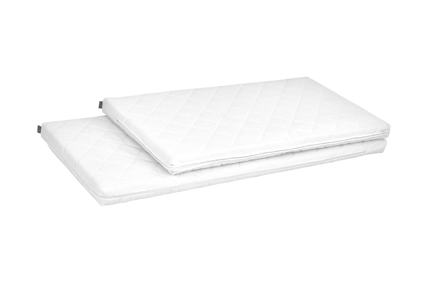 junior bed + mattress KUKUU